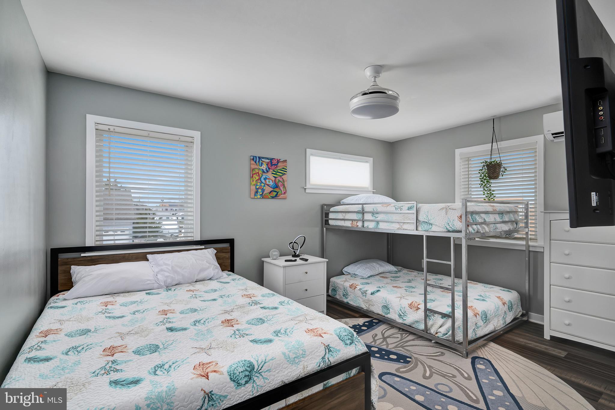 110 N Ensign Dr