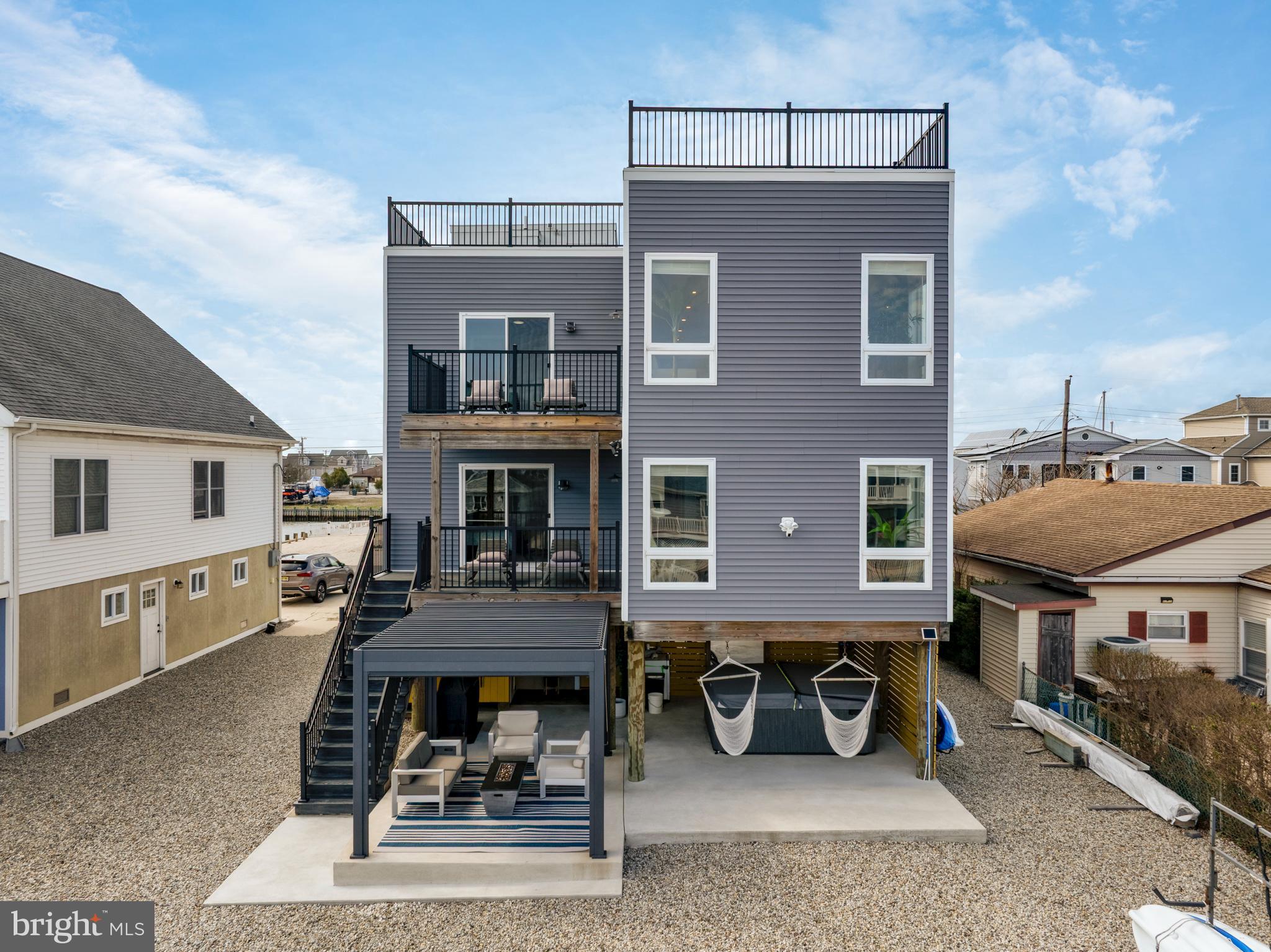 110 N Ensign Dr