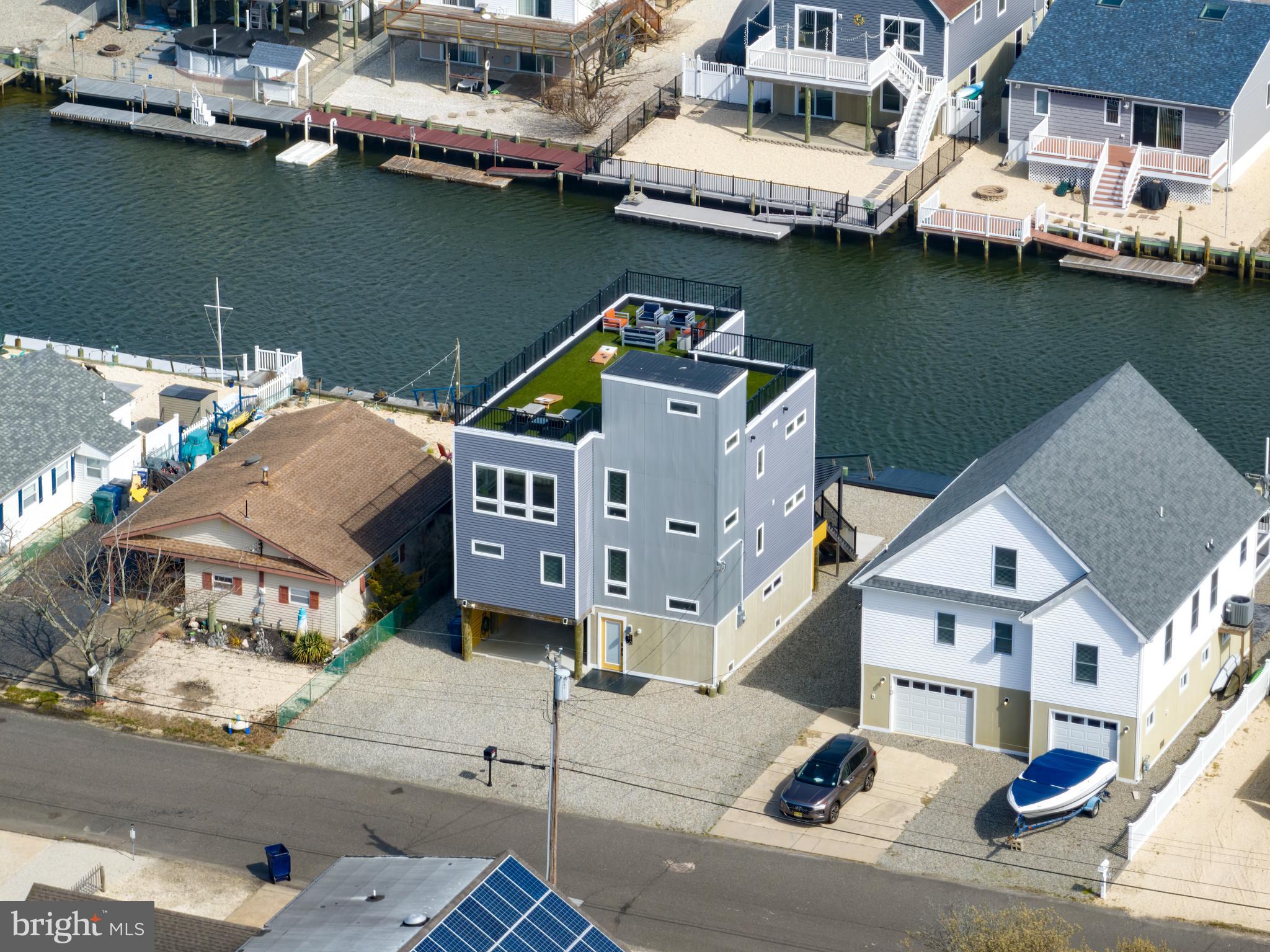 110 N Ensign Dr
