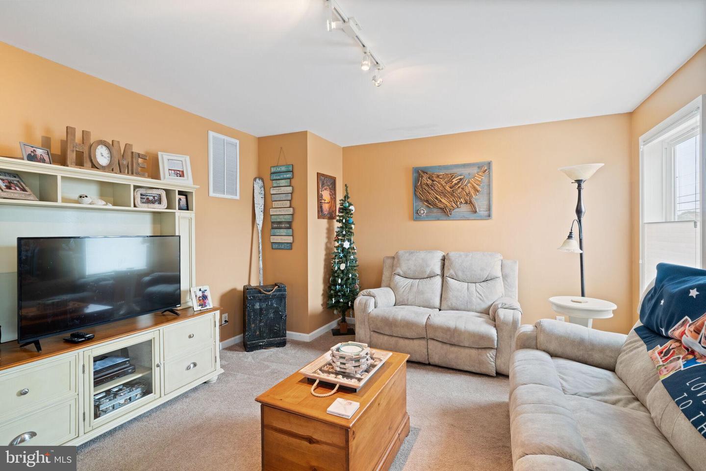 164 Morris Blvd