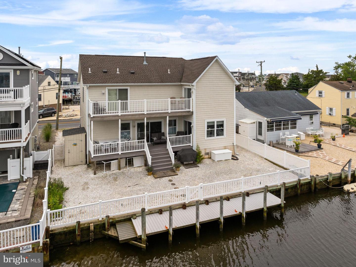 164 Morris Blvd