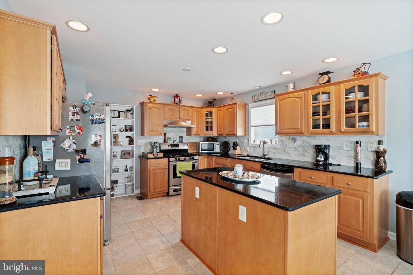 164 Morris Blvd