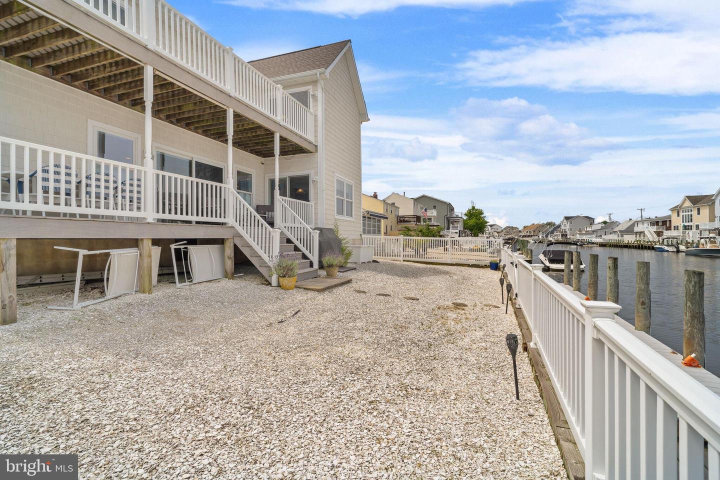 164 Morris Blvd