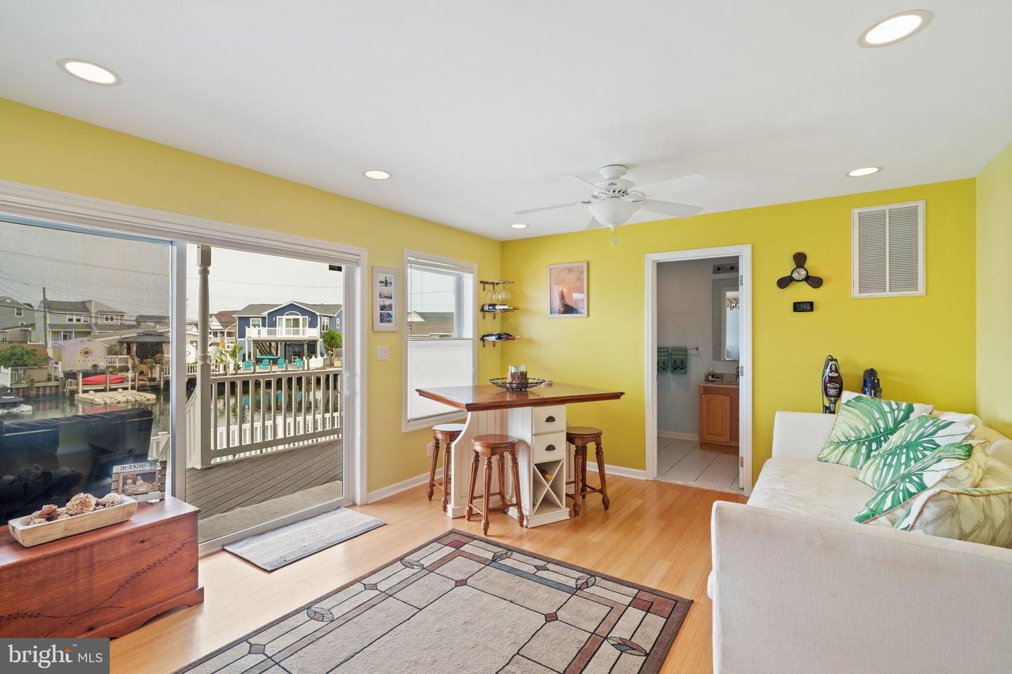 164 Morris Blvd