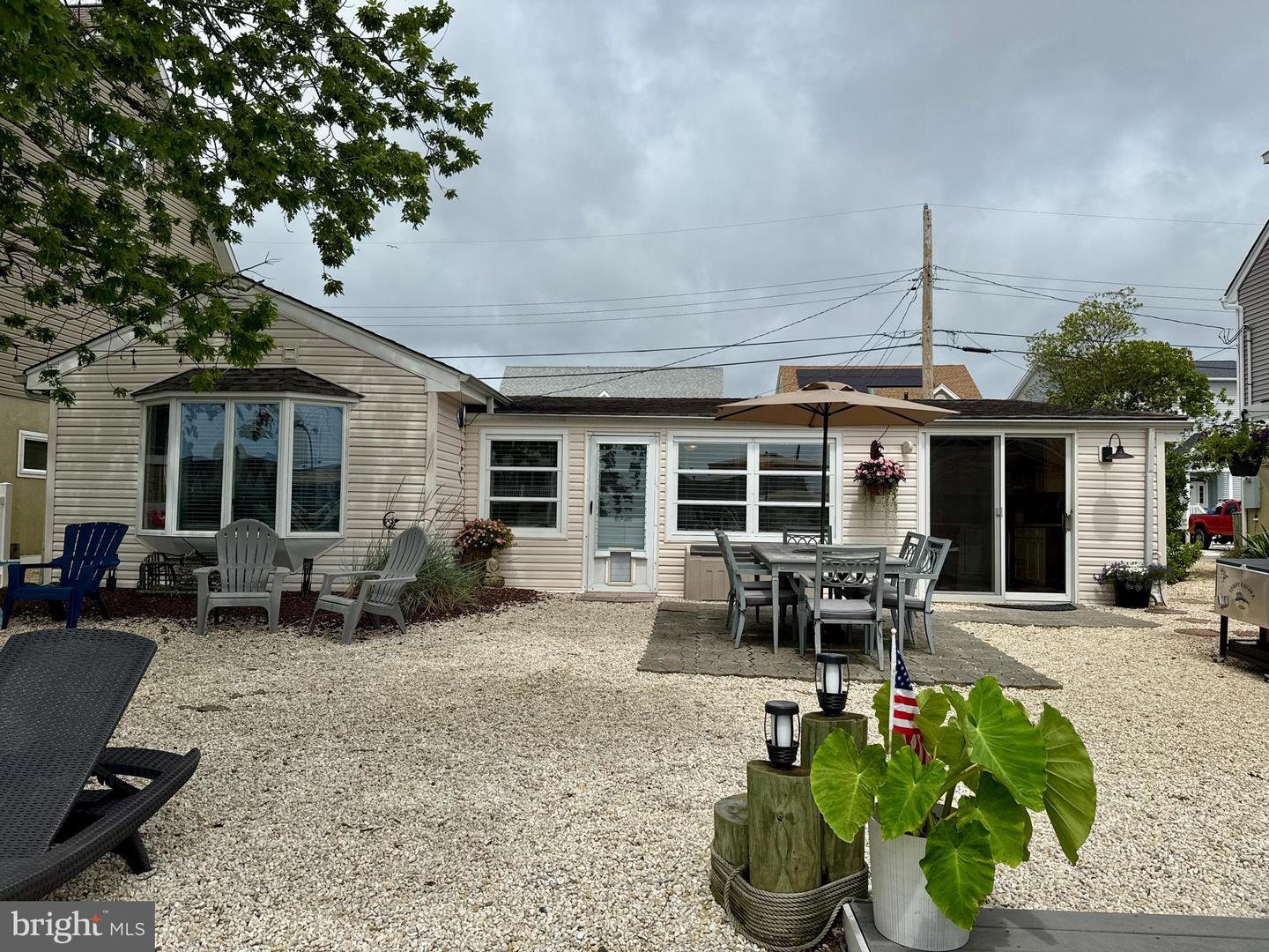 57 Albert Dr