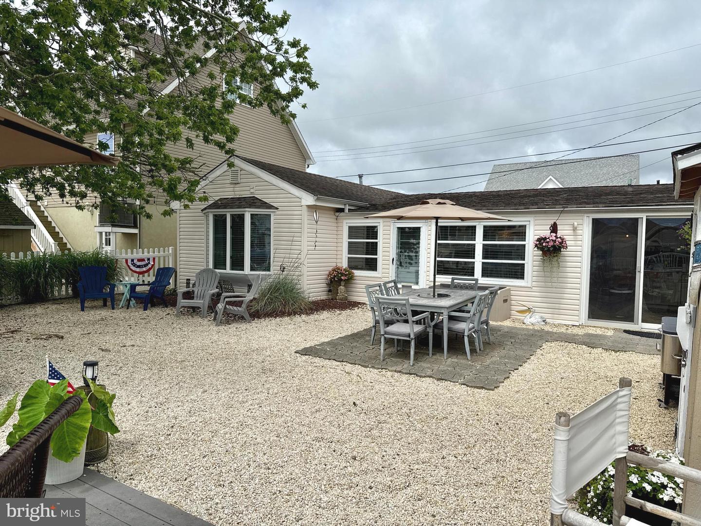 57 Albert Dr