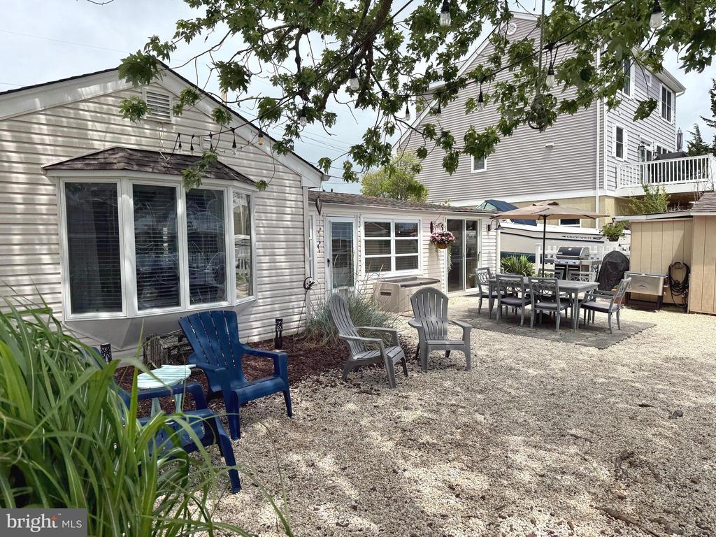 57 Albert Dr