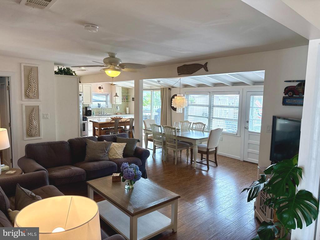 57 Albert Dr