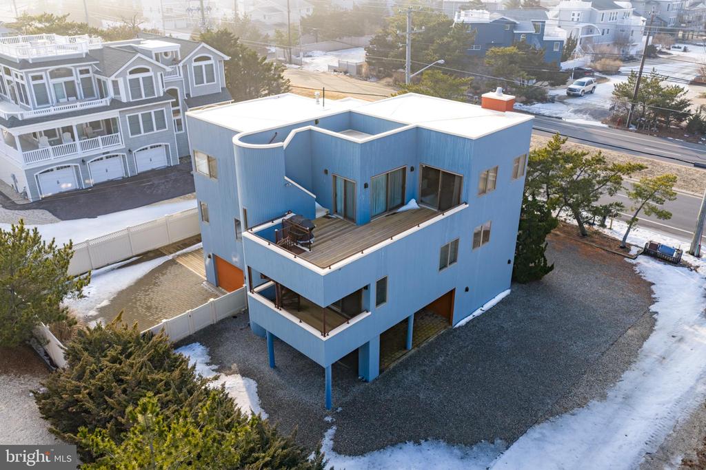 1087 LONG BEACH A