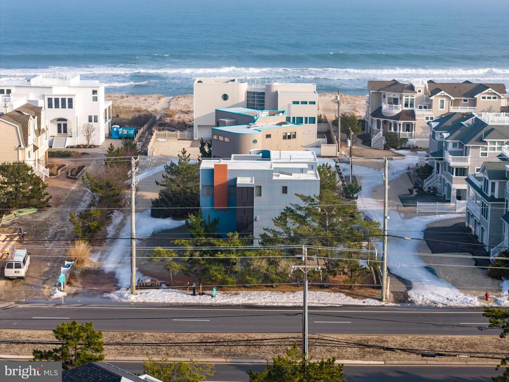1087 LONG BEACH A