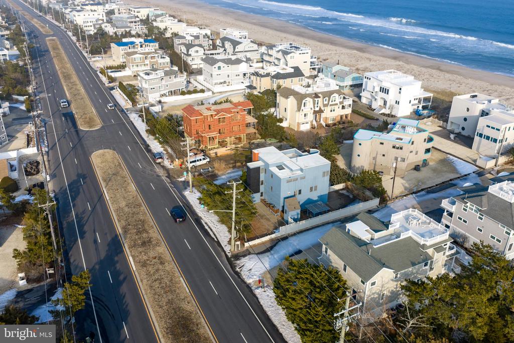 1087 LONG BEACH A