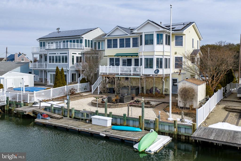 16 BEACH DRIVE