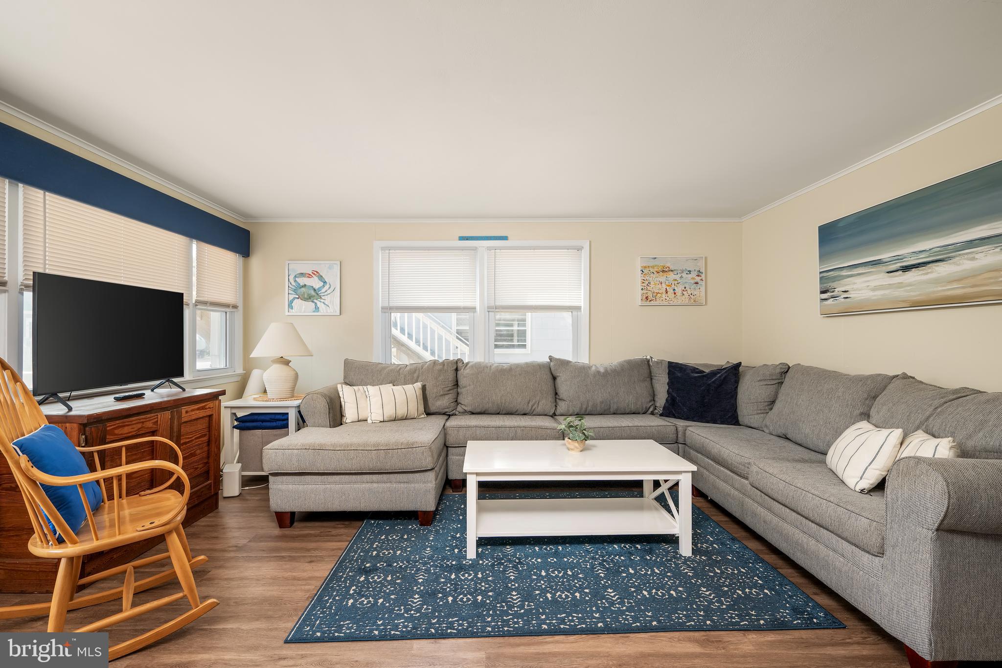 109 E 28TH ST