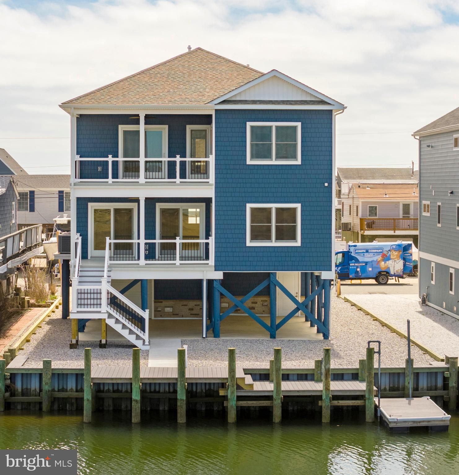 370 KINGFISHER ROAD