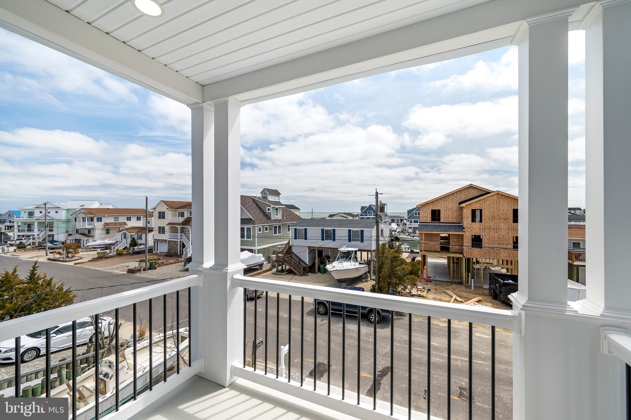 370 KINGFISHER ROAD