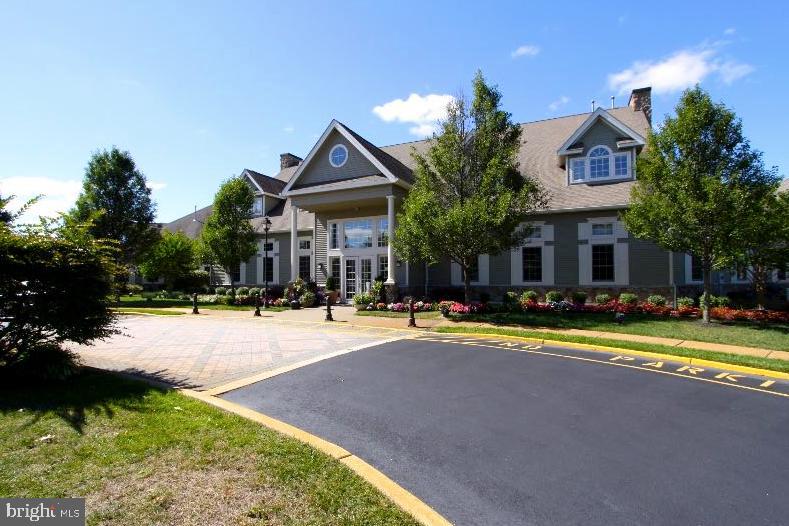 2 MAYPORT LANE