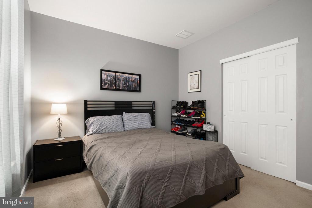 2 MAYPORT LANE