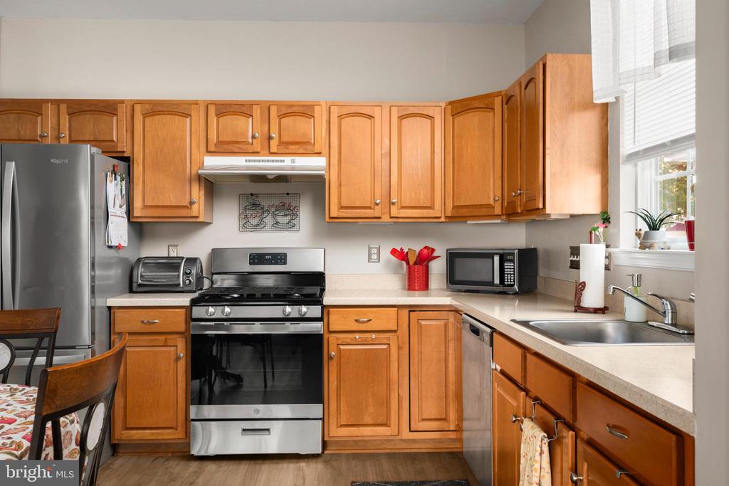 2 MAYPORT LANE