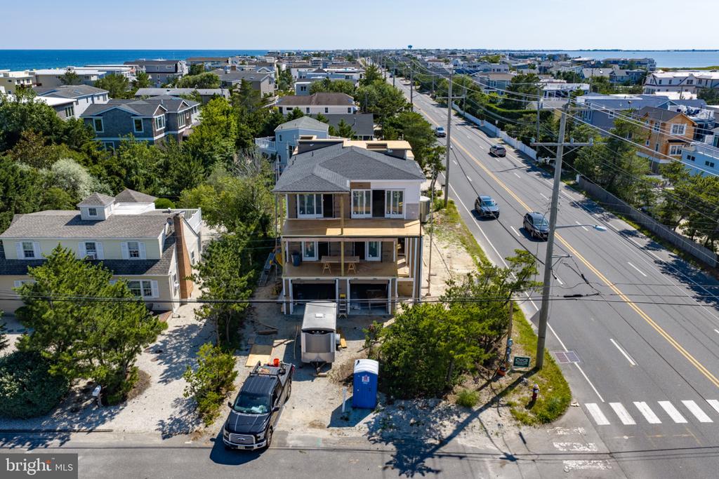 2 E CUMBERLAND AVENUE