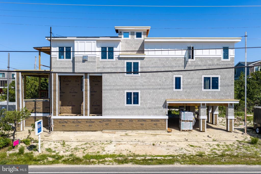 2 E CUMBERLAND AVENUE