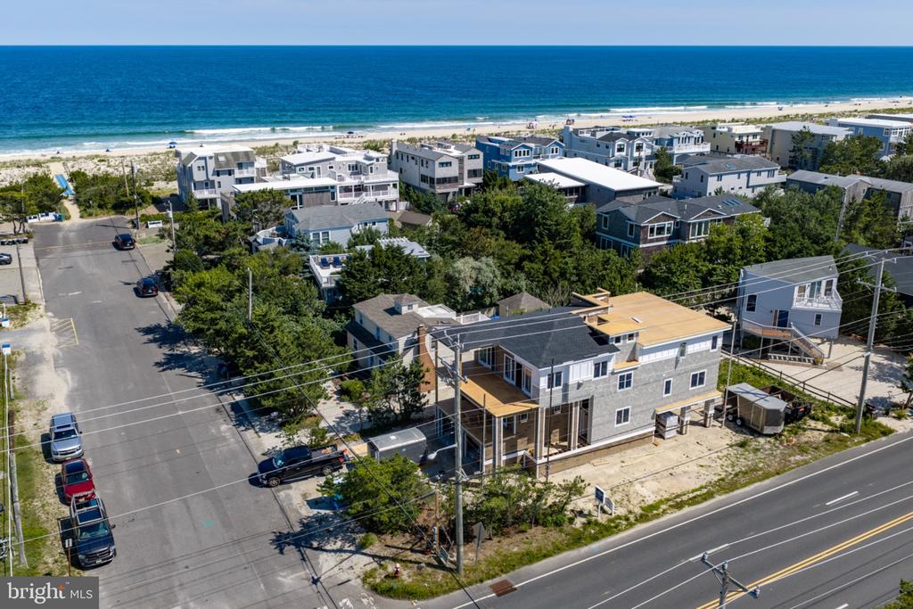 2 E CUMBERLAND AVENUE