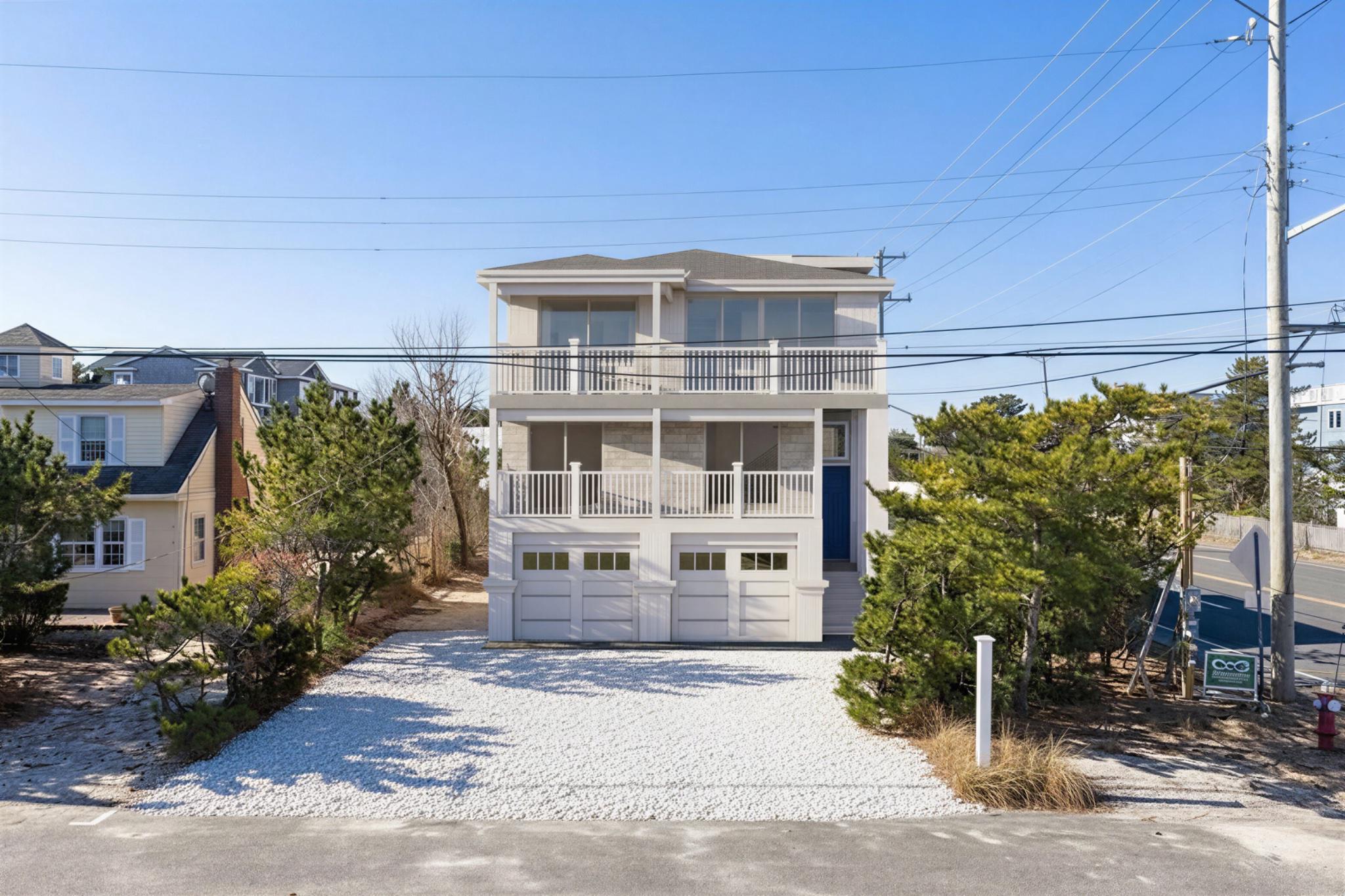 2 E CUMBERLAND AVENUE