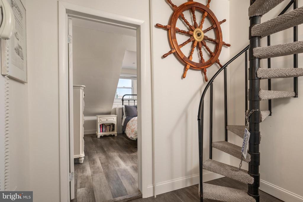 5000 W BAY TERRACE