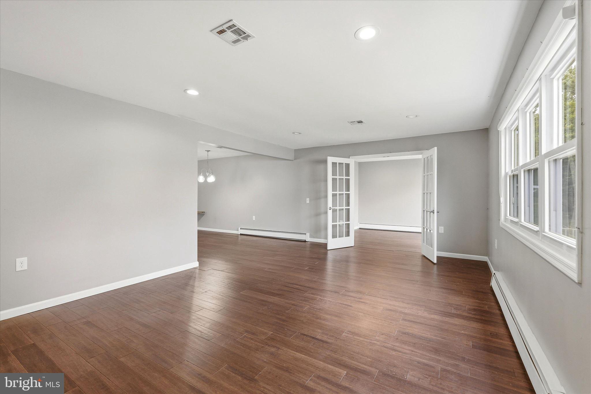298 COSTA MESA DRIVE
