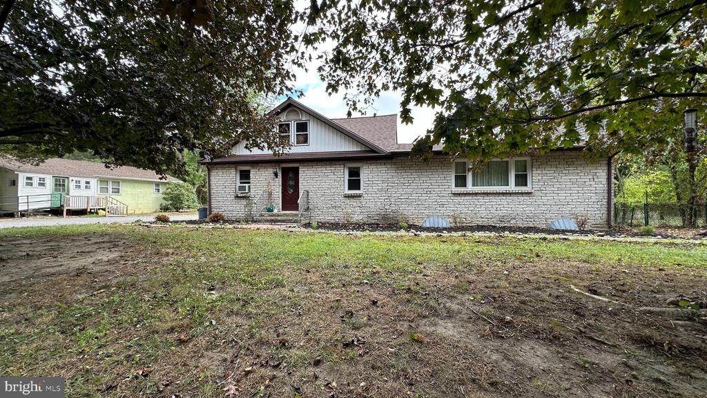 38 Martin Ave