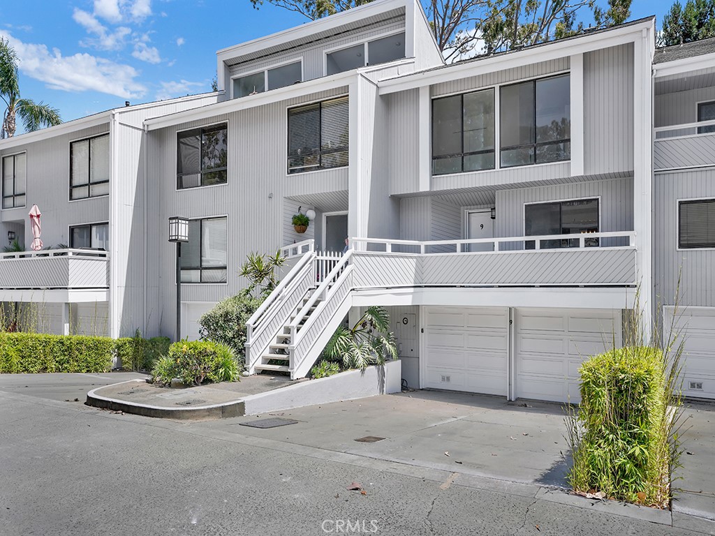 9 Robon Court 9