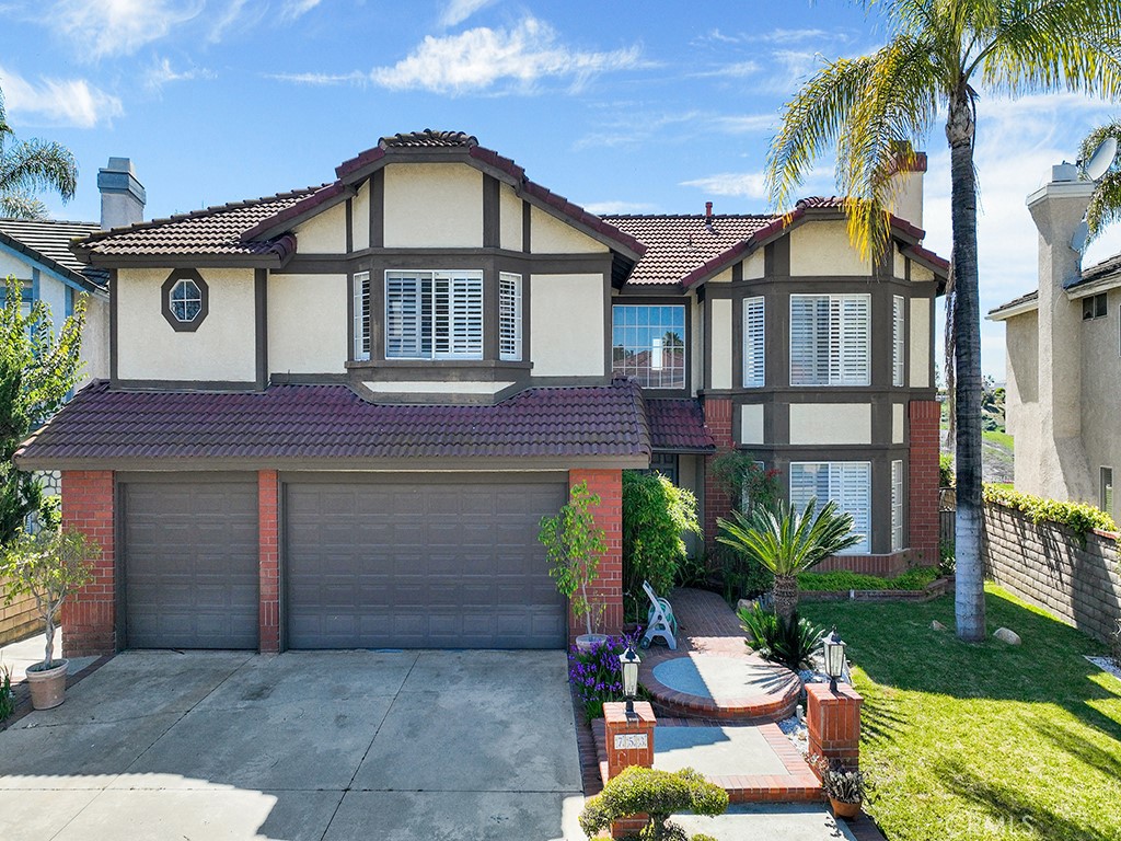 753 View Lane