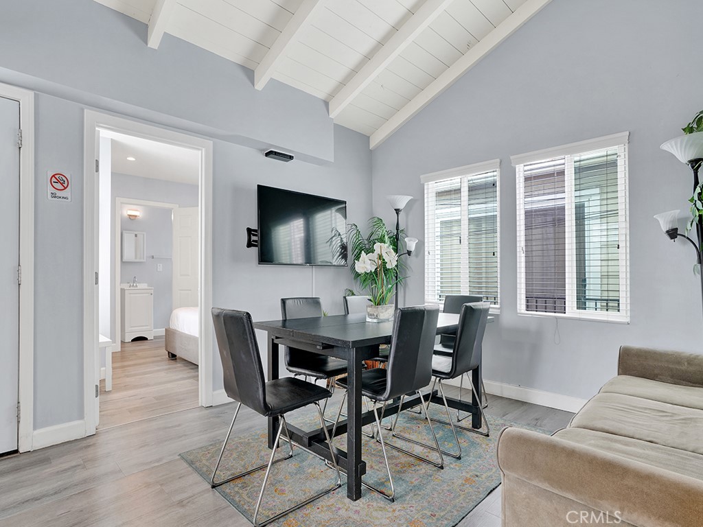 1320 W Balboa Boulevard