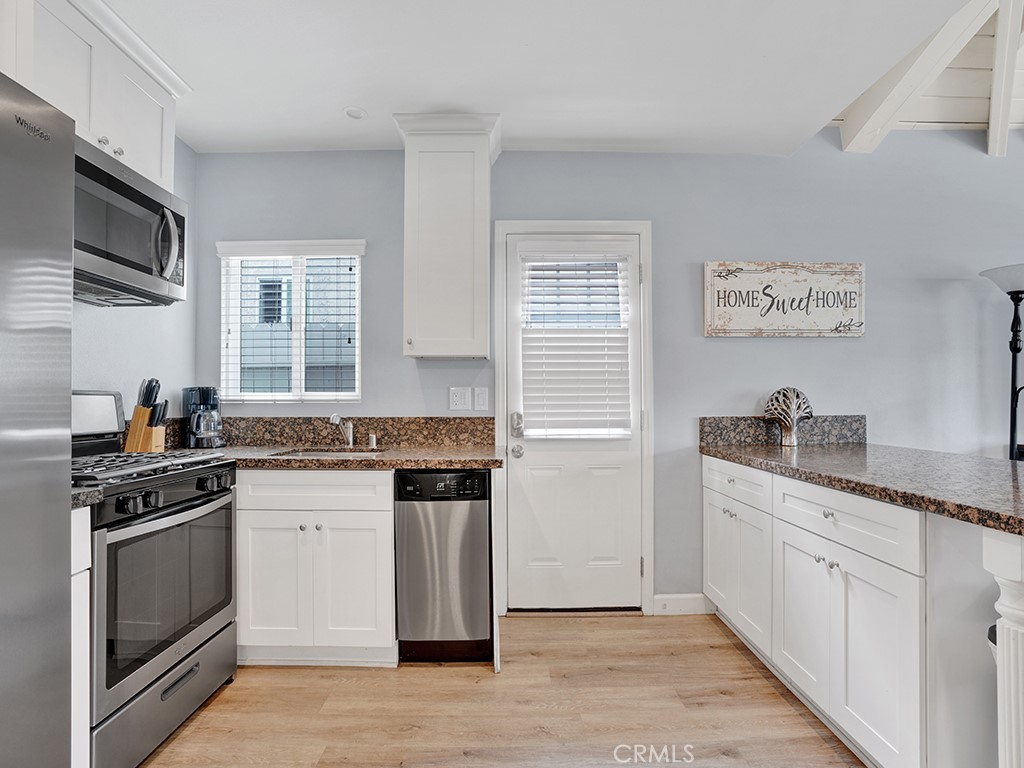 1320 W Balboa Boulevard