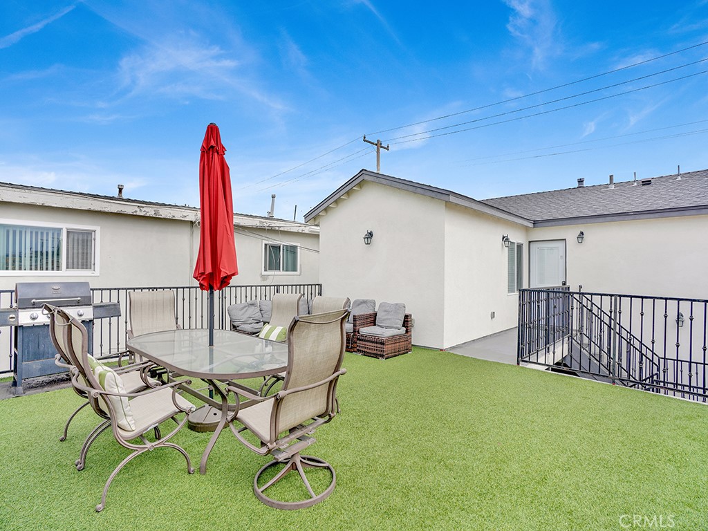 1320 W Balboa Boulevard