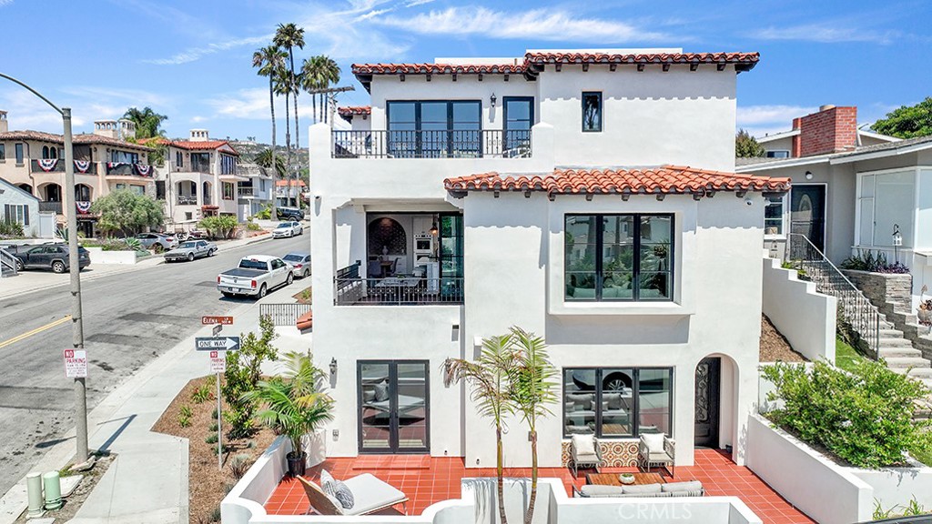 501 Elena Lane A