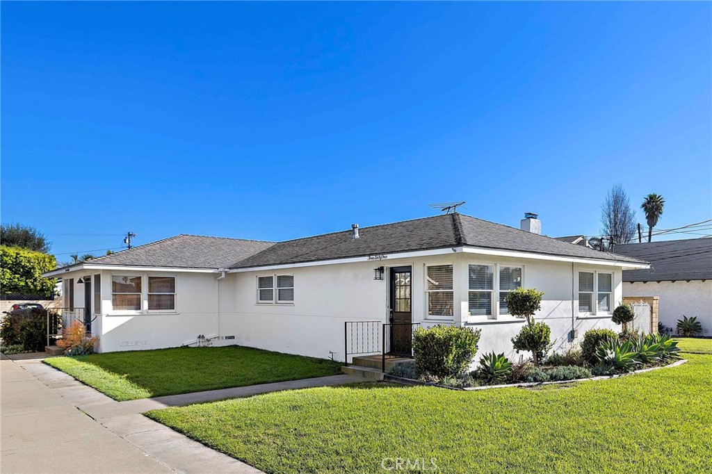 364 East 18th Street