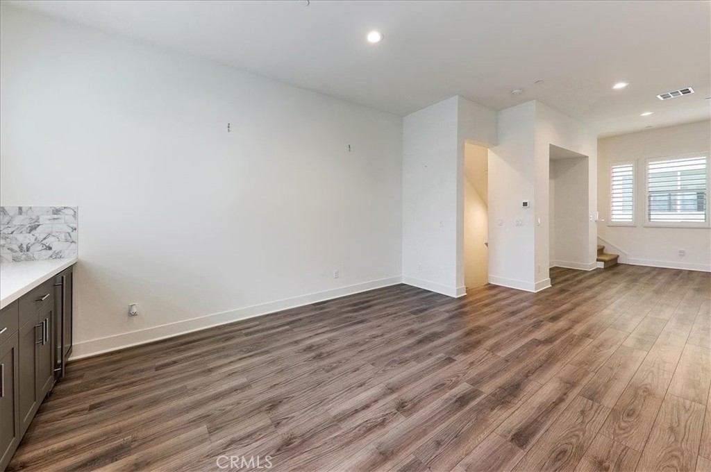 987 E Mason Lane 129