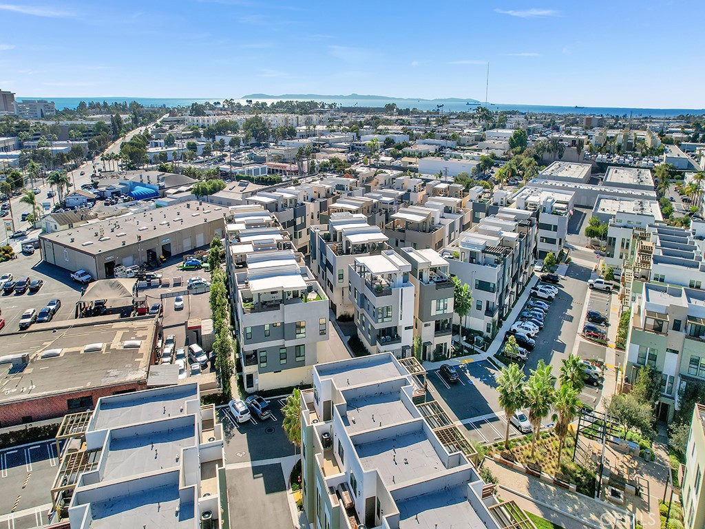 1658 Topanga