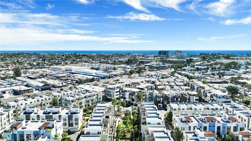 1658 Topanga