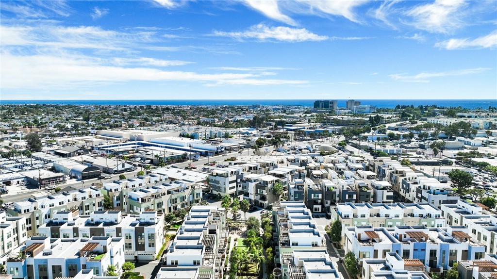 1658 Topanga