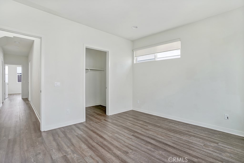 1688 Shoreline Way