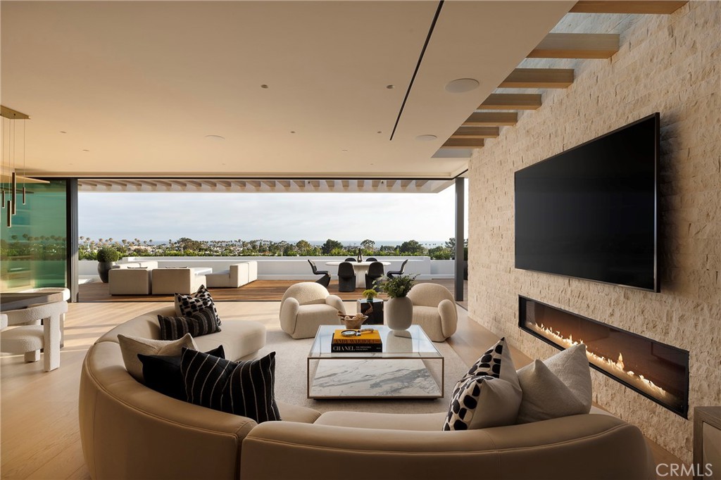 2519 Harbor View Drive