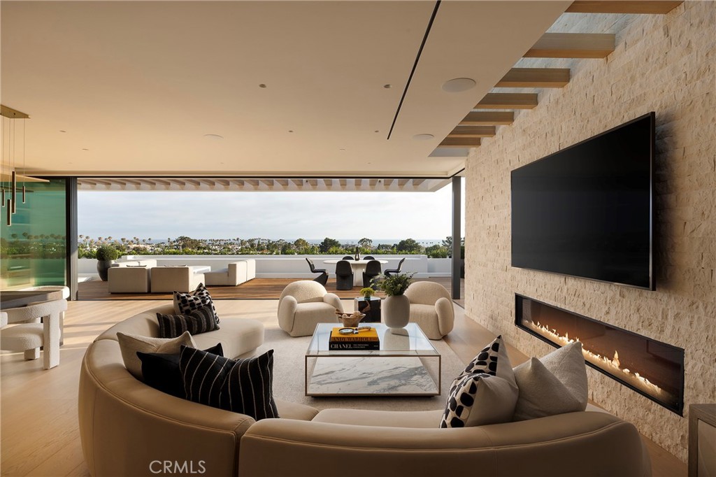 2519 Harbor View Drive