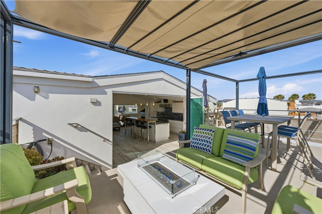 419 E Balboa