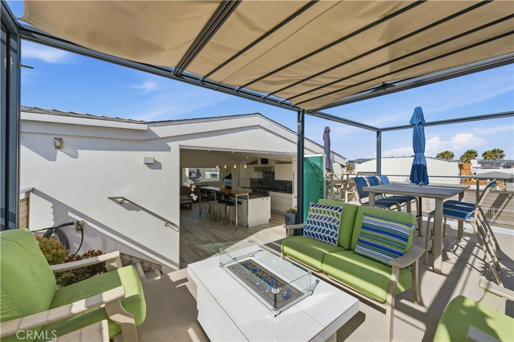 419 E Balboa