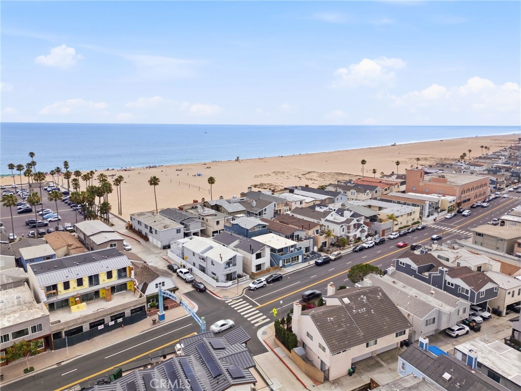 419 E Balboa