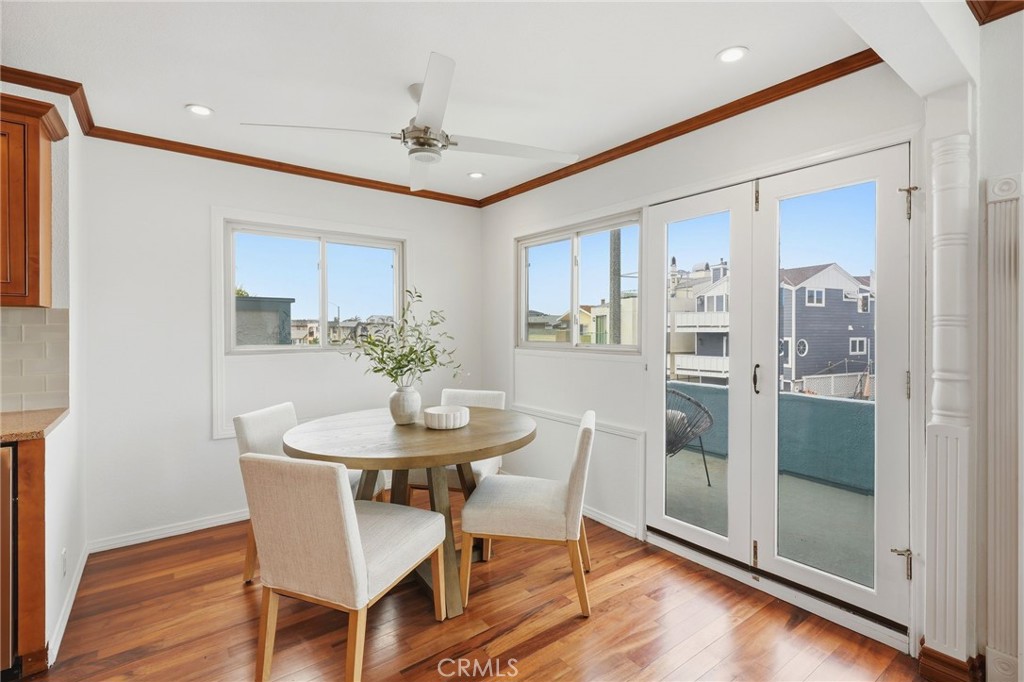 419 E Balboa