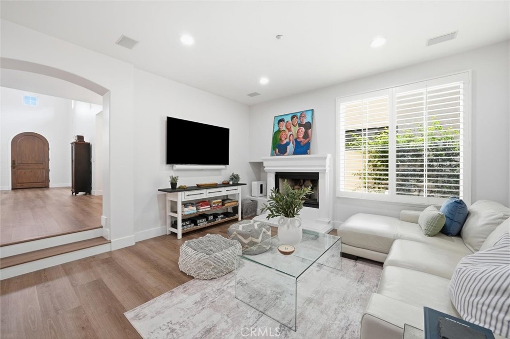 3305 Clay Street
