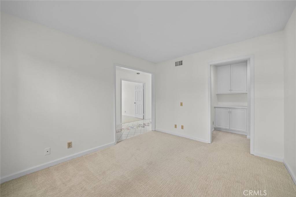 981 Bayside Cove 405