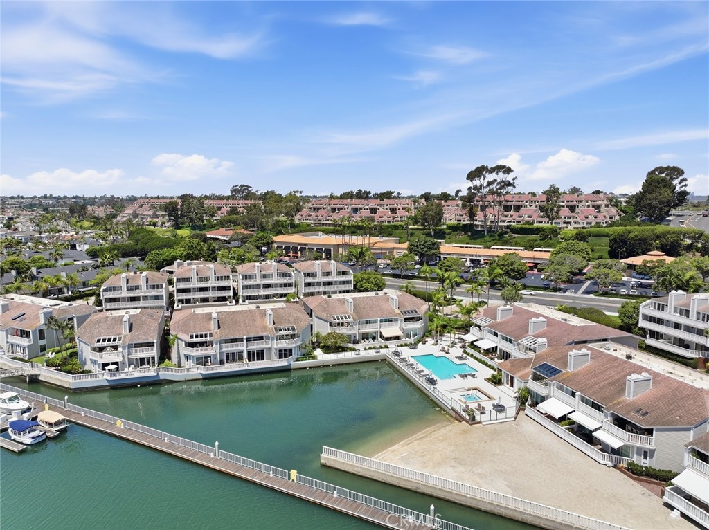 981 Bayside Cove 405